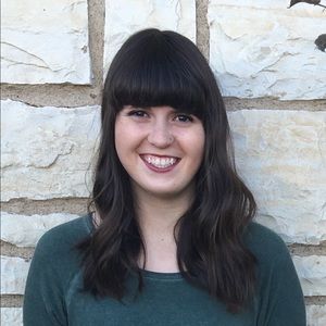 Meet your Posher, Leah